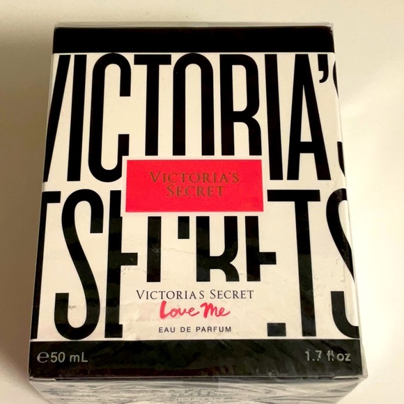 V.S LOVE ME - Picture 5 of 5